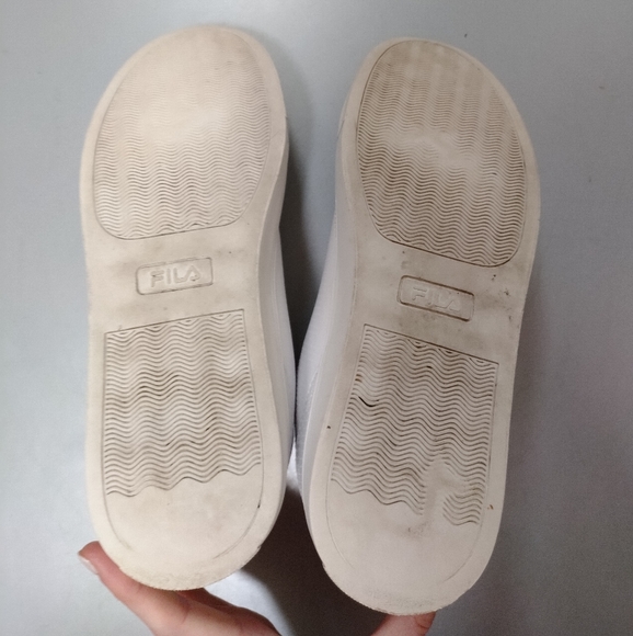 Classic White Leather Fila Sneakers Women's Ladies' Size 8 - Picture 11 of 12